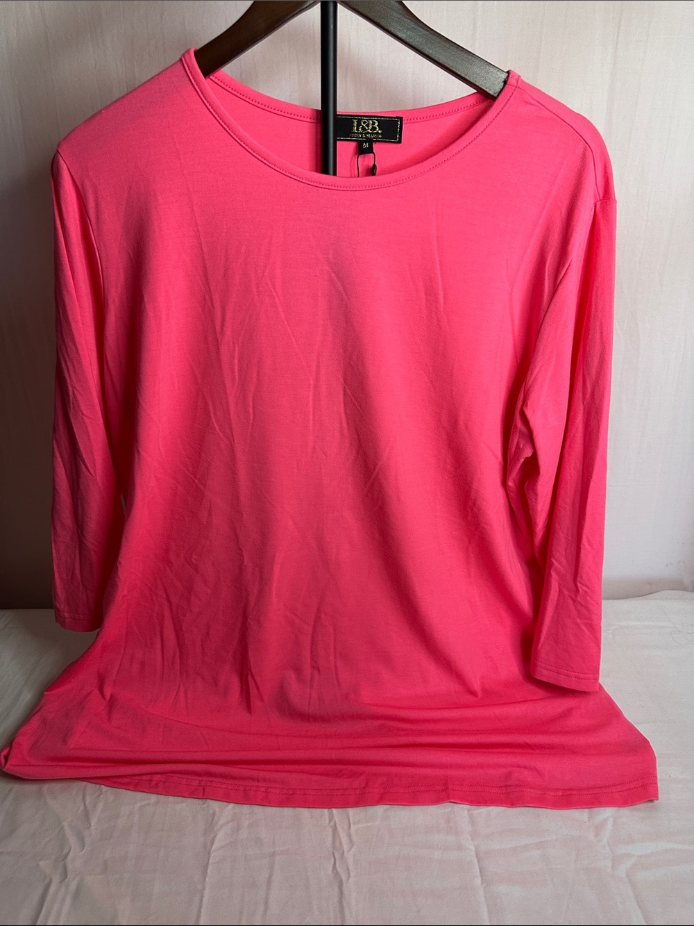 Lucky & Blessed Bright Pink Scoop Neck 3/4 Sleeve Top